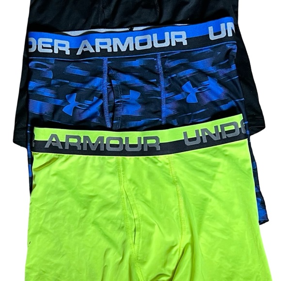 Under Armour Other - 3 Pairs Under Armour Briefs Size Youth Large